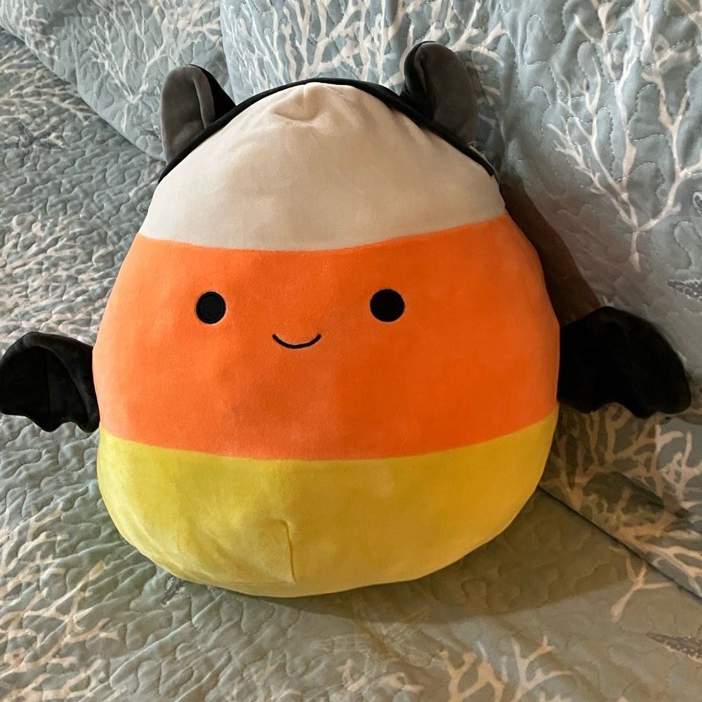 🧨Squishmallows 12” Delie Candy Corn Bat